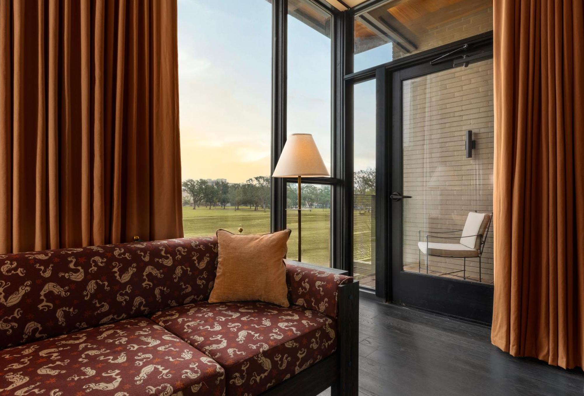 Hotel Saint Augustine Houston Ngoại thất bức ảnh